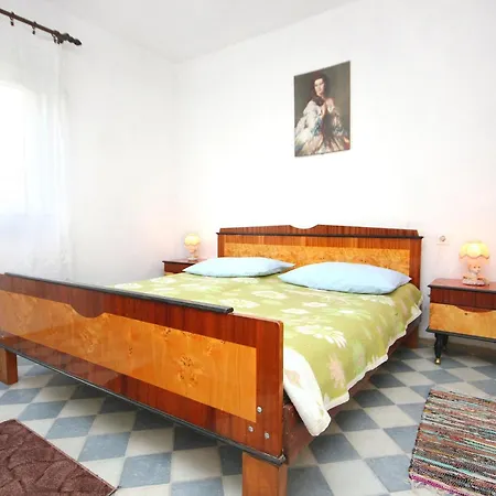 Apartman By The Sea Marina, Trogir - 9677 *
